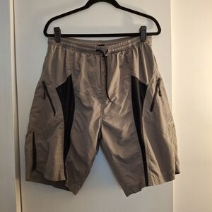 Santic Men's Cycling  Cargo Shorts with Padding and Elastic Waistband